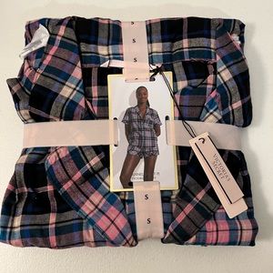 NWT! Light-weight flannel pajama set. Size S.